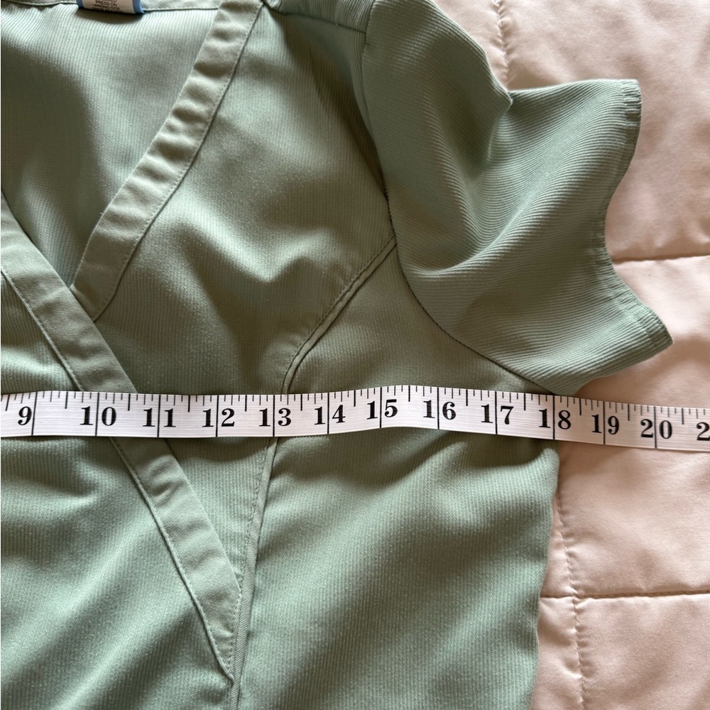 Barco Classic Cord Women’s Medical Scrub Set In Olive Green - Picture 7 of 16